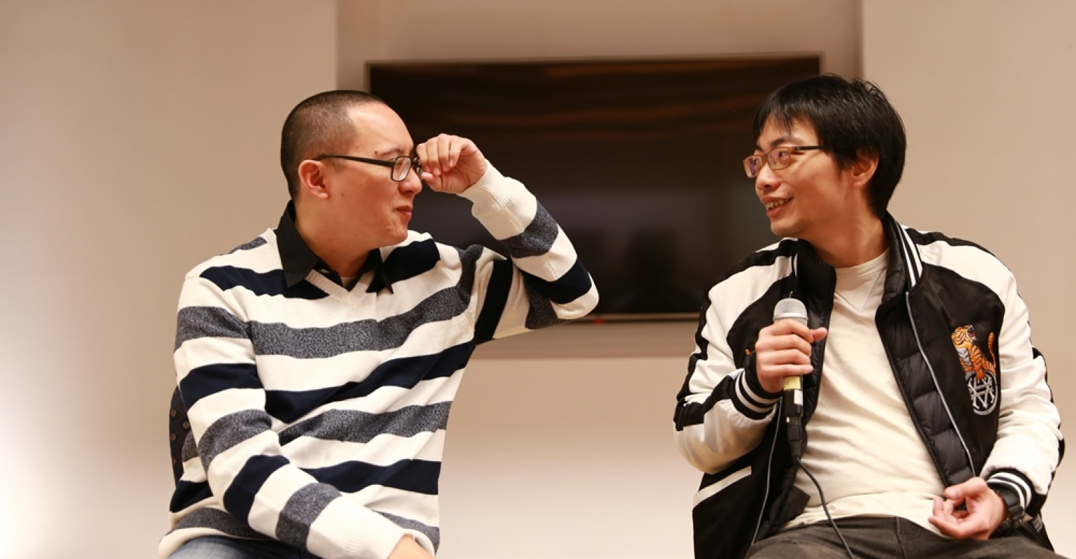 左起詩人廖啟余、蔣闊宇