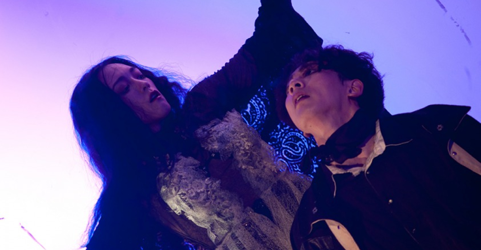 自然而然劇團作品《艾琳》劇照，鄭雅文攝，開學文化提供